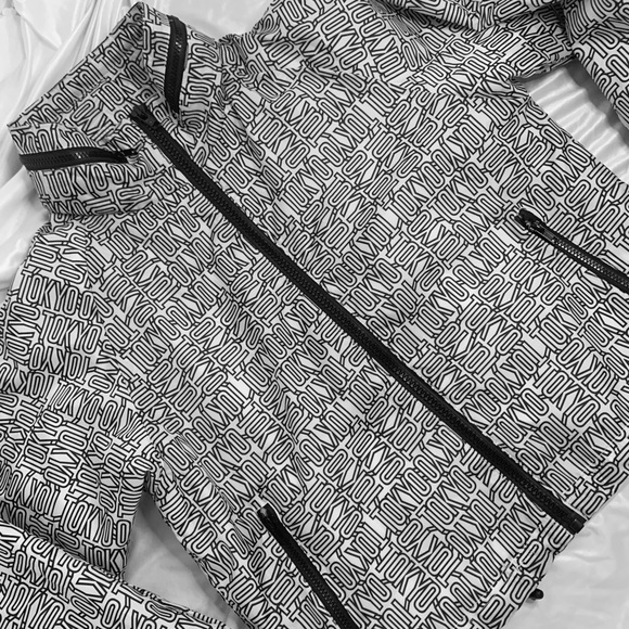 forever 21 women’s tokyo wind breaker - Picture 3 of 7